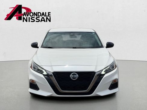 Certified 2022 Nissan Altima 2.5 SR FWD image 9