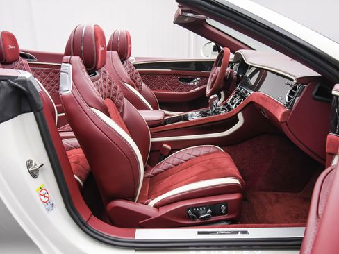 Used 2022 Bentley Continental GT Speed image 49