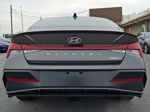 New 2026 Hyundai Elantra SEL Sport Premium image 5