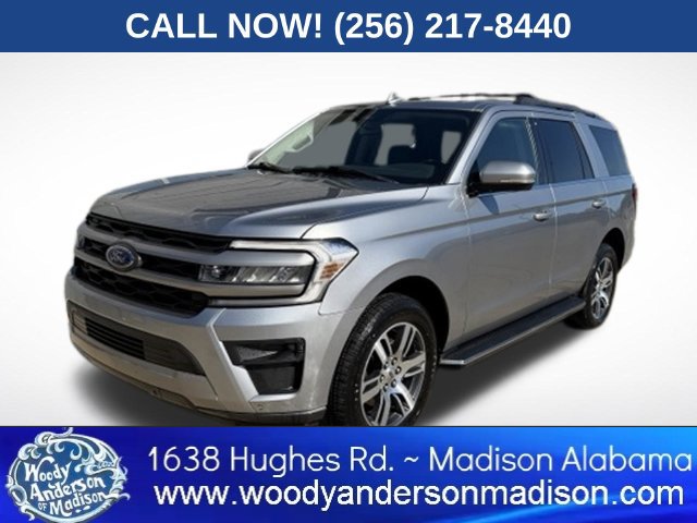 Used 2022 Ford Expedition XLT RWD image 1