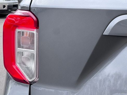 Certified 2023 Ford Explorer XLT w/ Equipment Group 202A image 11