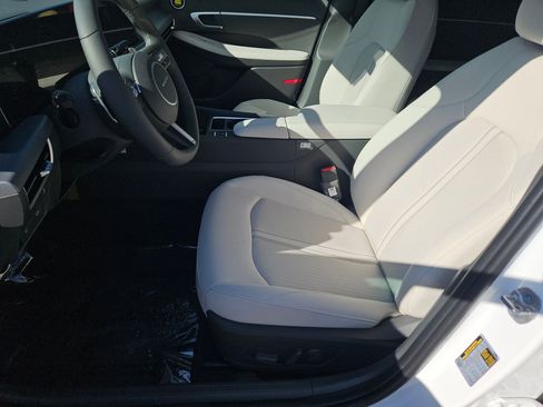 New 2025 Hyundai Sonata SEL image 15