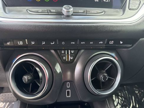 Used 2024 Chevrolet Blazer LT w/ Convenience Package FWD image 29