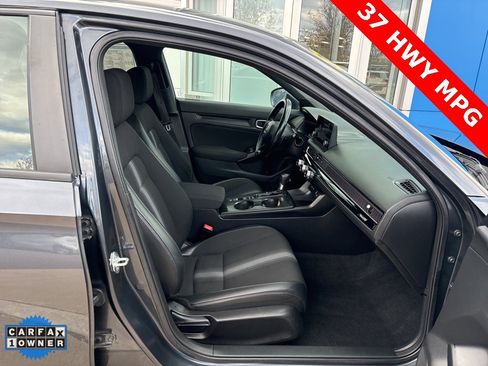 Used 2023 Honda Civic Sport image 27