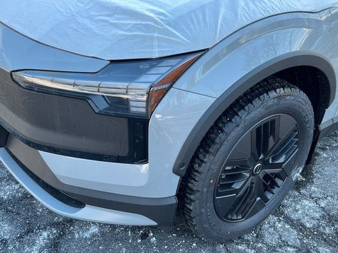 New 2026 Volvo EX30 Cross Country Ultra w/ Protection Package Premier AWD/4WD image 7