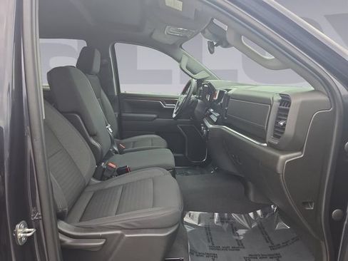 Certified 2023 Chevrolet Silverado 1500 LT AWD/4WD image 17