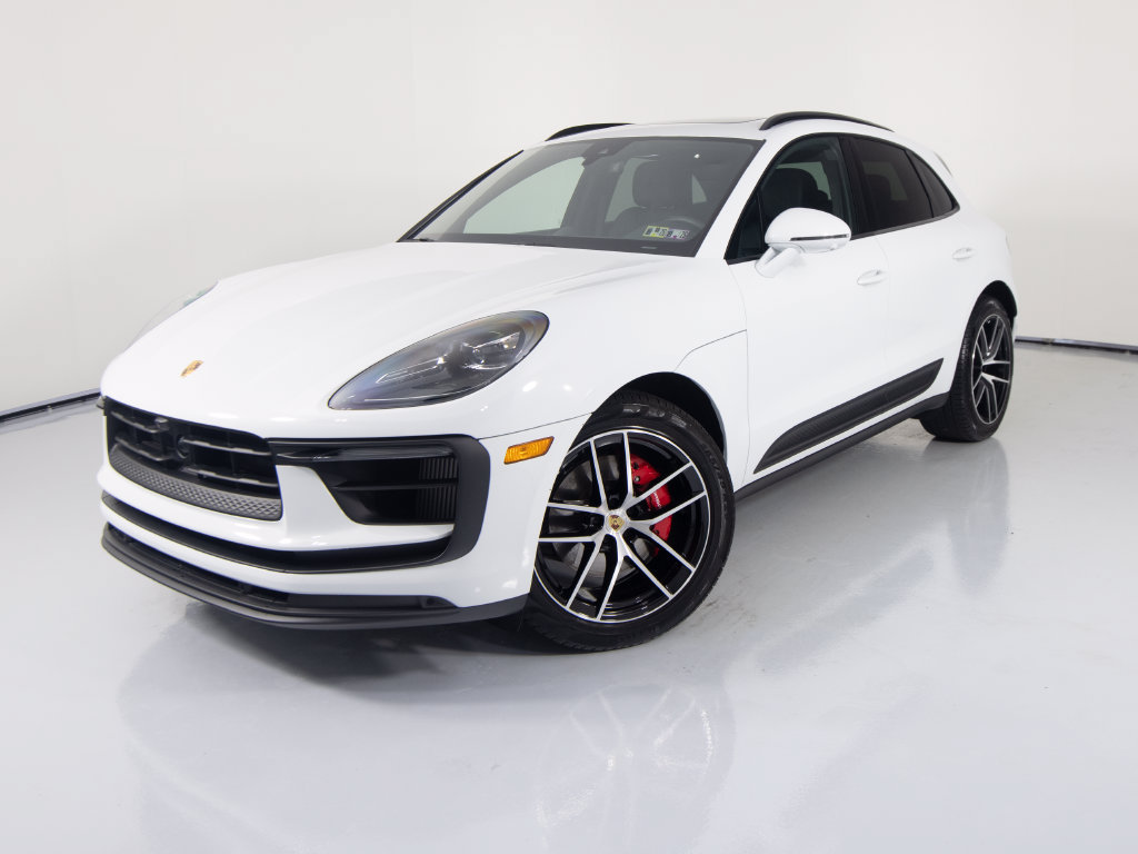 Certified 2026 Porsche Macan S AWD/4WD image 6