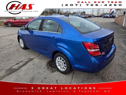 Used 2017 Chevrolet Sonic LT image 4