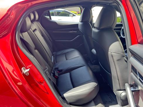 Used 2023 MAZDA MAZDA3 Hatchback w/Premium Plus Pkg AWD/4WD image 38