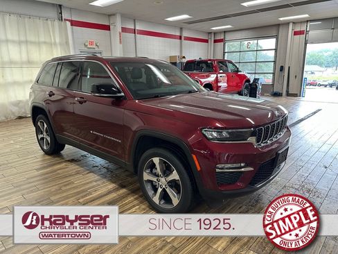 Used 2022 Jeep Grand Cherokee Limited 4xe AWD/4WD image 4
