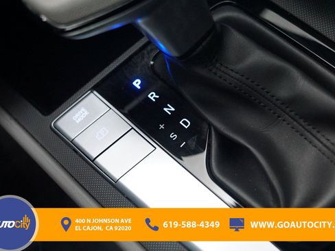 Used 2024 Hyundai Elantra SEL FWD image 24