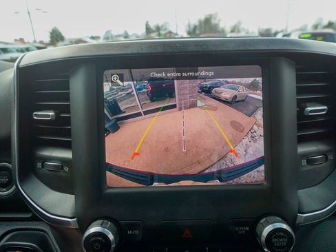 Used 2019 RAM 1500 Big Horn image 25