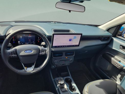 Used 2025 Ford Maverick Lobo image 19