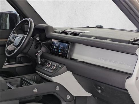 Used 2022 Land Rover Defender 110 S AWD/4WD image 26