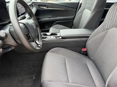 Used 2026 Toyota Camry LE FWD image 11