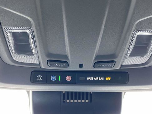 Used 2024 GMC Sierra 2500 Pro w/ Convenience Package image 27