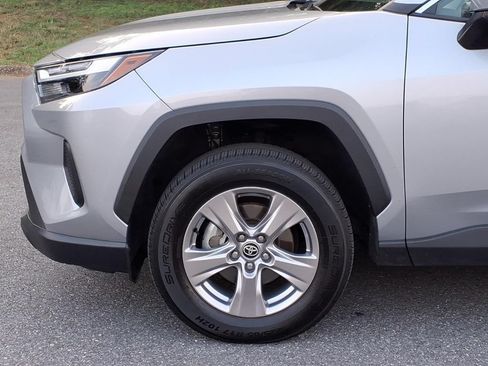 Used 2025 Toyota RAV4 XLE FWD image 7