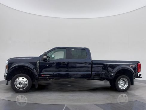 Used 2025 Ford F450 XLT w/ FX4 Off-Road Package image 2