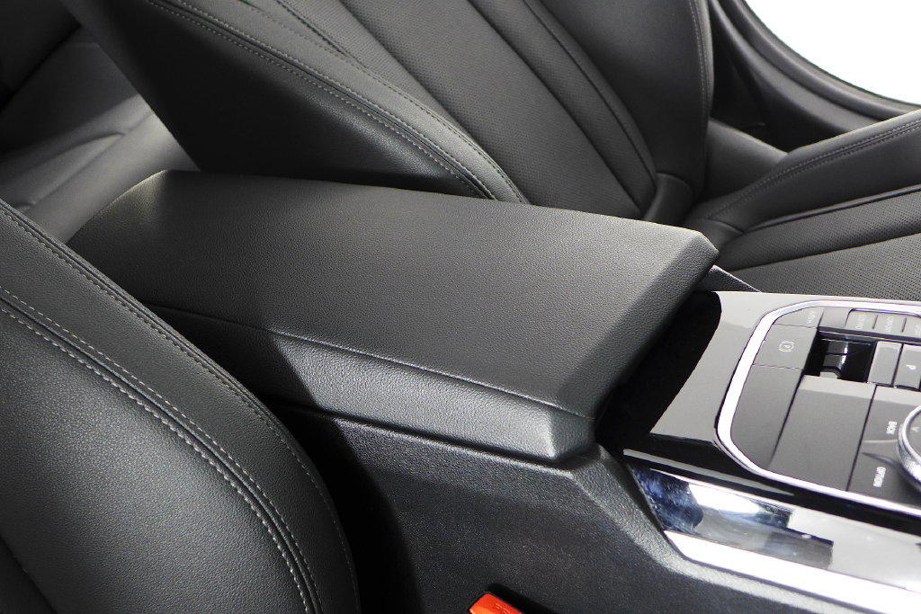 Certified 2024 BMW i4 eDrive35 w/ Convenience Package RWD image 16