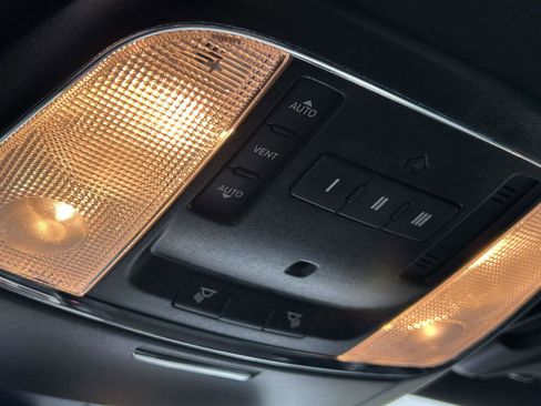 Used 2019 Dodge Charger Scat Pack w/ Daytona Edition Group image 30