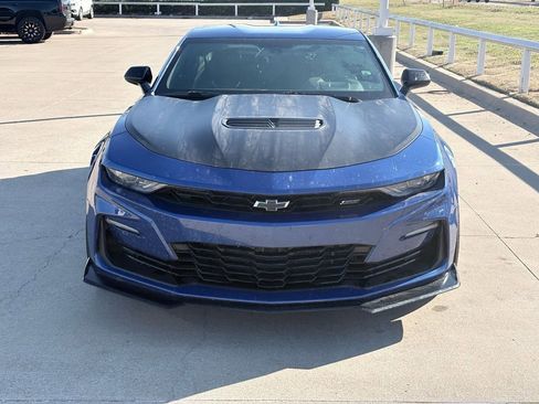 Used 2020 Chevrolet Camaro SS image 2