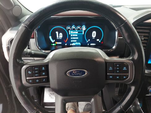 Used 2022 Ford F150 Lariat w/ Equipment Group 502A High AWD/4WD image 9