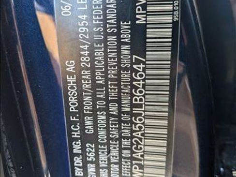 Used 2018 Porsche Macan GTS AWD/4WD image 16