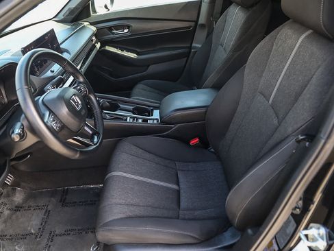 Used 2024 Honda Accord Sport image 17