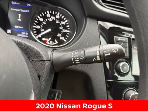 Used 2020 Nissan Rogue S image 23