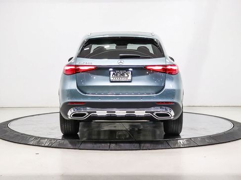 Used 2026 Mercedes-Benz GLC 300 image 3