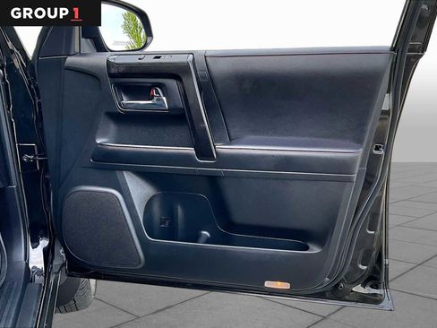 Certified 2024 Toyota 4Runner TRD Off-Road Premium w/ Off Road Premium Plus Package AWD/4WD image 23