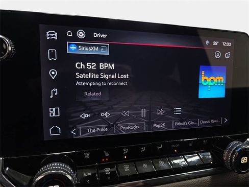 Used 2024 GMC Canyon Denali image 21