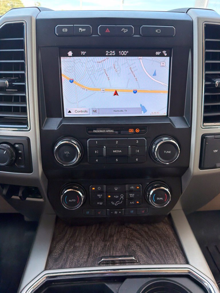 Used 2019 Ford F250 Lariat w/ Lariat Ultimate Package AWD/4WD image 11