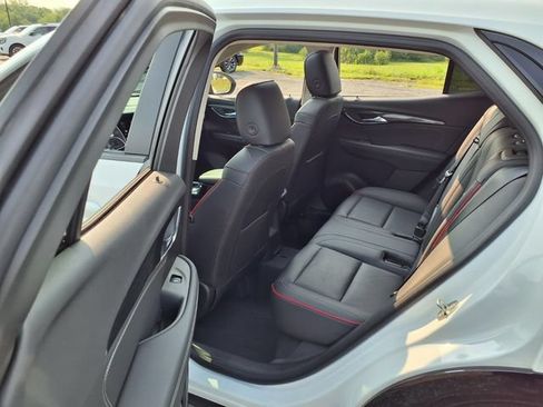 Used 2023 Buick Envision Essence w/ Sport Touring Package AWD/4WD image 39