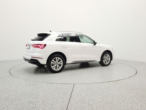 Used 2025 Audi Q3 2.0T Premium AWD/4WD image 5