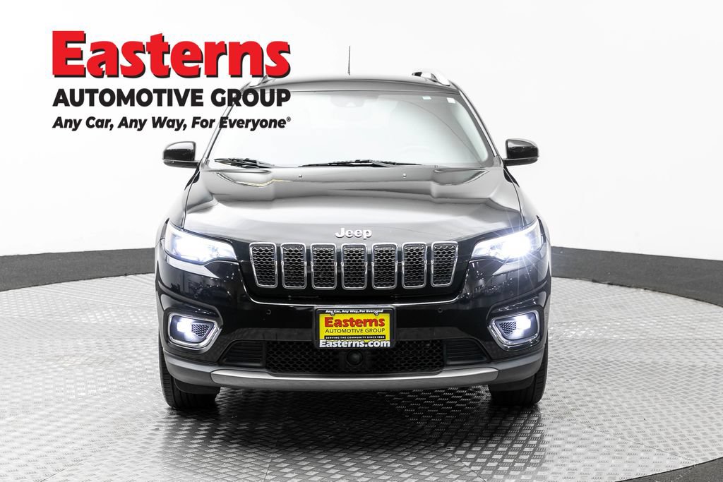 Used 2021 Jeep Cherokee Limited w/ Mopar Interior Package AWD/4WD image 3