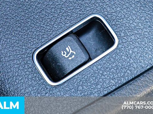Used 2025 Mercedes-Benz GLE 350 4MATIC image 51
