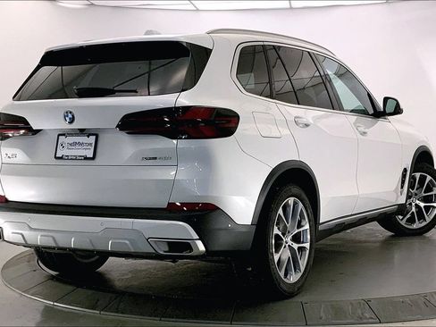 Used 2026 BMW X5 xDrive40i w/ Climate Comfort Package AWD/4WD image 12
