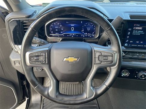 Used 2024 Chevrolet Silverado 1500 LT image 37