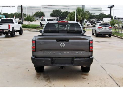 Used 2026 Nissan Frontier S RWD image 5