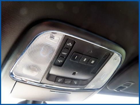 Certified 2018 Jeep Grand Cherokee Limited image 18