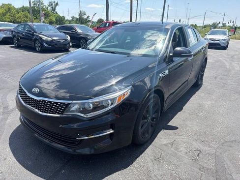 Used 2016 Kia Optima EX w/ Premium Package FWD image 3