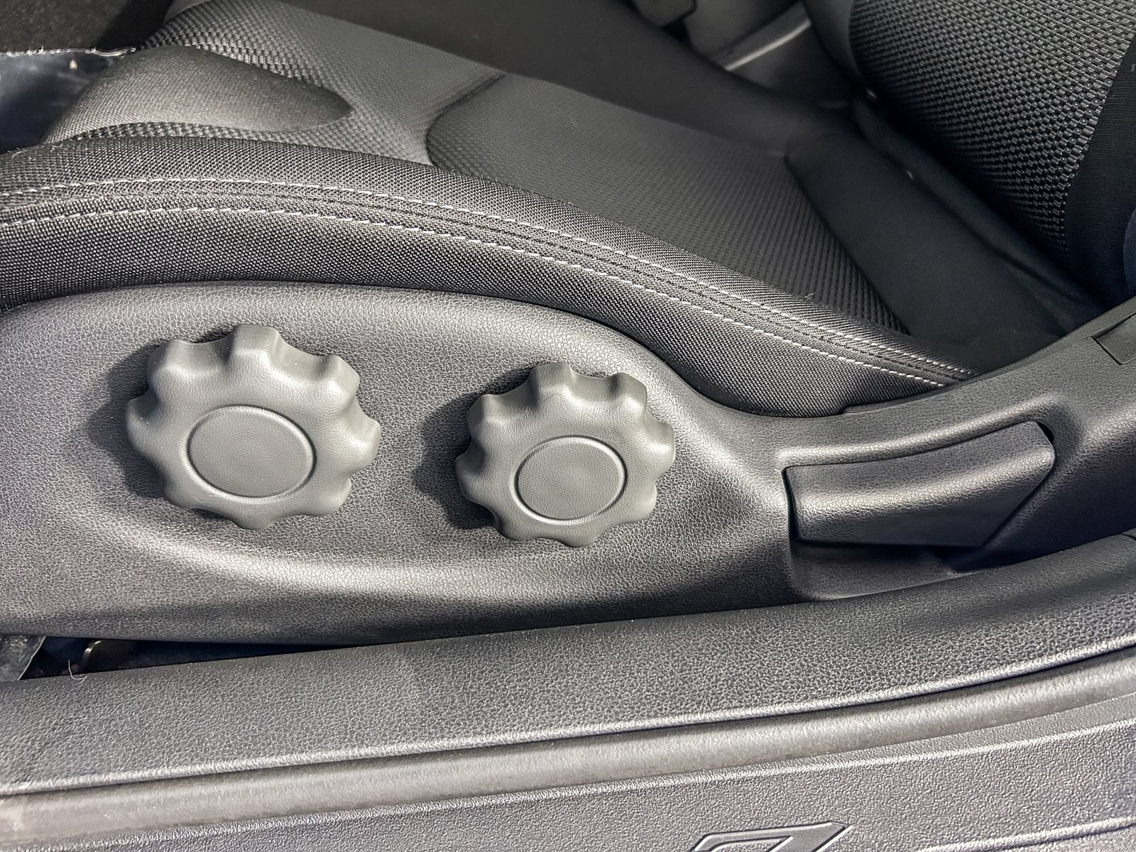 New 2026 Nissan Z Sport w/ Floor Mat Package RWD image 21
