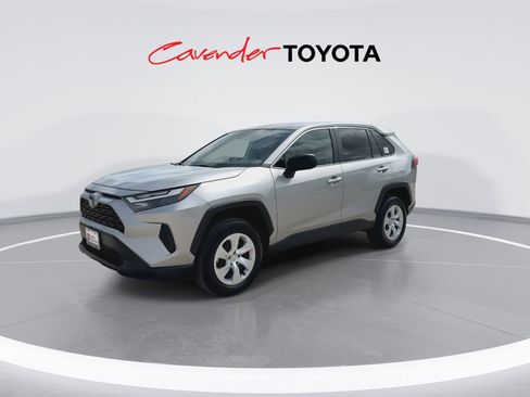 Certified 2025 Toyota RAV4 LE FWD image 4