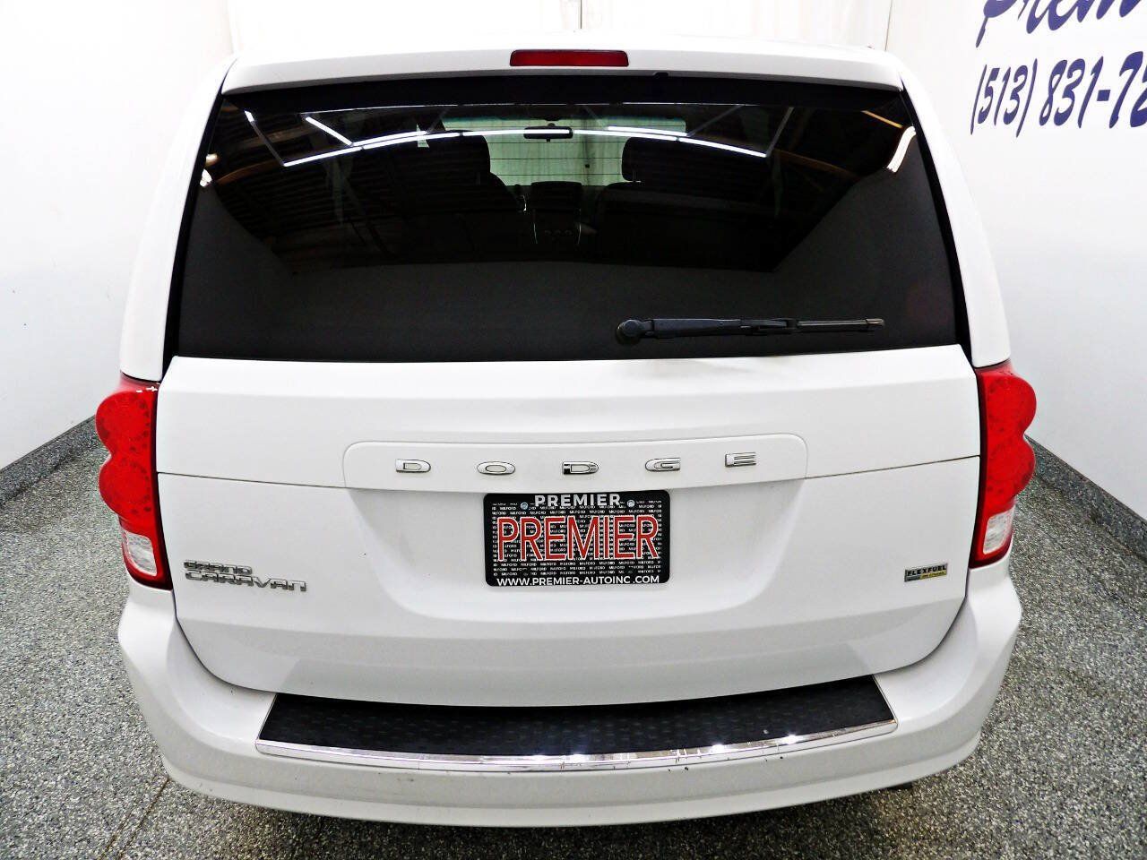 Used 2016 Dodge Grand Caravan SE w/ Quick Order Package 29E SE FWD image 5