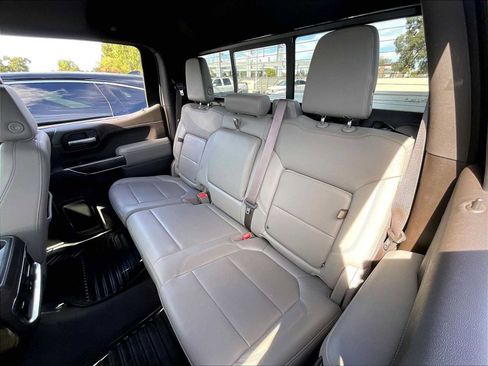 Used 2019 Chevrolet Silverado 1500 LTZ w/ LTZ Plus Package AWD/4WD image 28