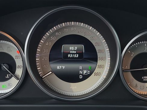 Used 2016 Mercedes-Benz E 250 Sedan image 26