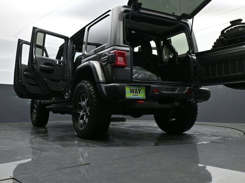 Used 2020 Jeep Wrangler Unlimited Rubicon w/ Steel Bumper Group image 35