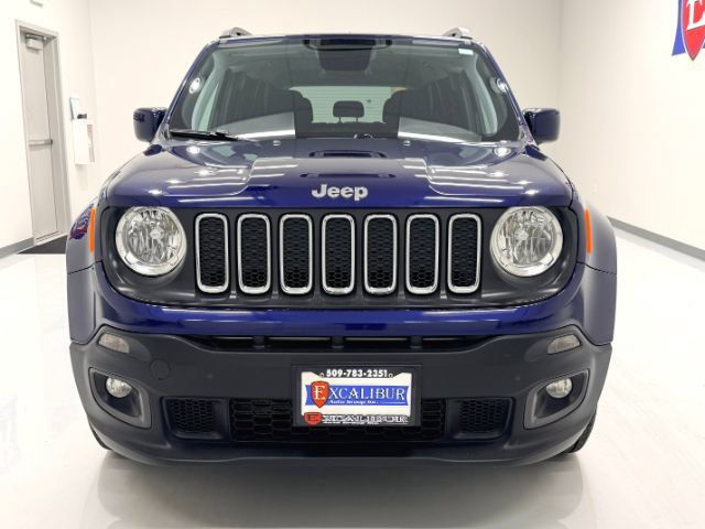 Used 2018 Jeep Renegade Latitude AWD/4WD image 2