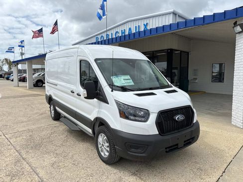 New 2024 Ford Transit 250 148 Medium Roof RWD image 8